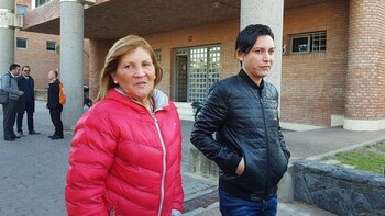 Gómez, saliendo del juicio en