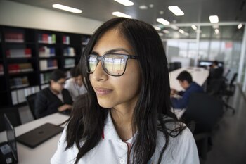 Elena estudia el 6° semestre