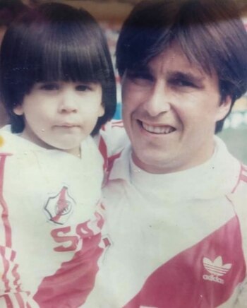 Julio César Toresani junto a