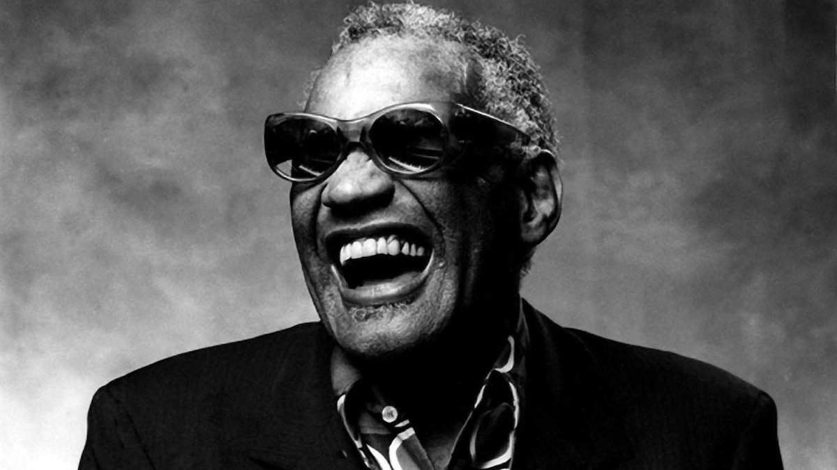 La dramática vida de Ray Charles: de su niñez sin esperanza a la fortuna y todos los premios del mundo - Infobae