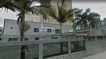 El hotel que fue desalojado y donde funciona el búnker de campaña de Cambiemos
