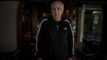 Jorge Mario Olguín en El Palomar, en el Gran Buenos Aires, donde vive y trabaja.