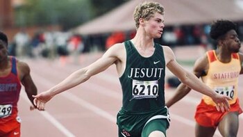 Boling participa en atletismo desde