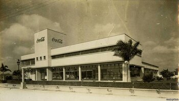 Embotelladora de Coca-Cola en Santa