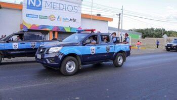 La Policía acosa las instalaciones de El Nuevo Diario. (Cortesía de El Nuevo Diario/Nicaragua)