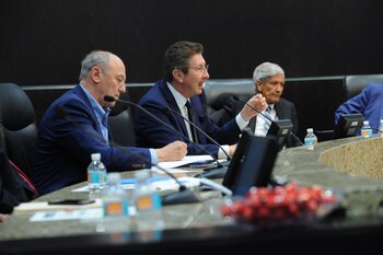 Ricardo Trotti, Carlos Sánchea Berzaín