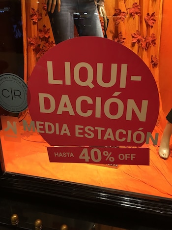 Las rebajas no lograron subir