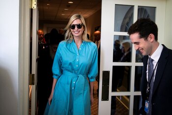 El vestido azul de Ivanka