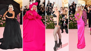 Los cuatro looks de Lady Gaga. la diva se fue “desvistiendo” hasta llegar a un conjunto de ropa interior negro