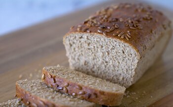 Pan integral (Foto: Youtube/PostresSaludables)