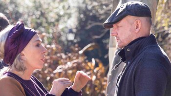 Juan José Campanella junto a