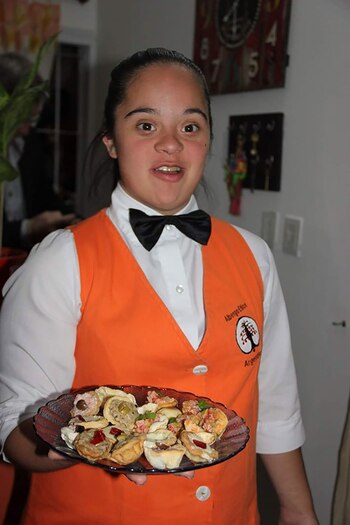 Tiene 21 años y este