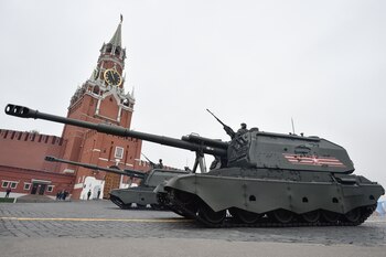 Artillería autopropulada de 152 milímetros