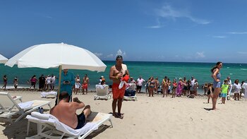 Varios huéspedes fueron evacuados hacia