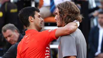 Tsitsipas no pudo con Djokovic