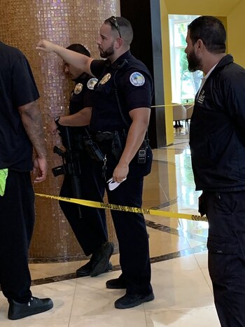 Efectivos de la policía y