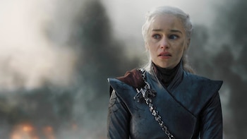 Emilia Clarke como Daenerys Targaryen