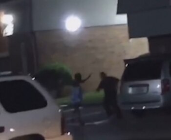 En el video se aprecia la disputa (Foto: Captura de pantalla)