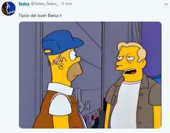 Homero Simpson aparece como modo