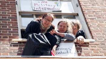 Jackson introdujo varias bolsas con