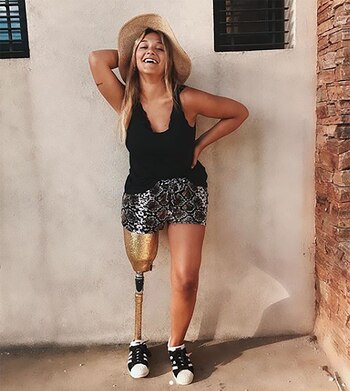 Para su prótesis, Juana eligió