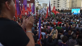 Cientos de personas escucharon el