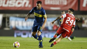 Carlos Tevez fue titular en