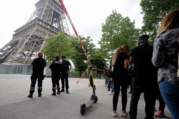 La policía de París desplegó