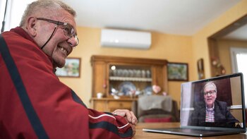 Gantois habla con su hermano,