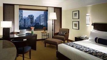 Posee vistas a la ciudad