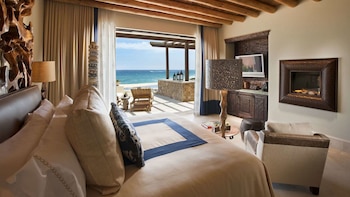 The Resort at Pedregal