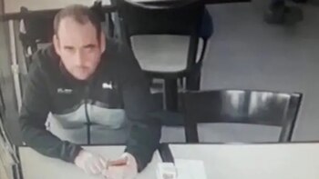 La policía sospechó de Alloggio