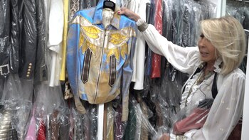 Nos mostró varias de sus piezas más queridas (Foto: Juan Vicente Manrique)