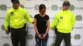 La auxiliar de enfermería de