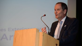 El embajador Sztulman recordó los atentados