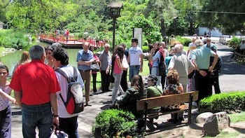 Quienes participan del taller hacen