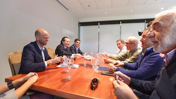 Los ministros Guillermo Dietrich y