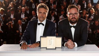 Los directores brasileños Kleber Mendonça