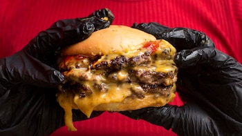 La hamburguesa Black Panther se