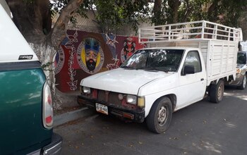 La camioneta donde fueron encontrados los 8 cadáveres (Foto: @ReporterosAca)