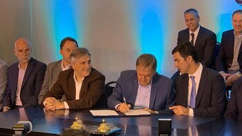 Los gobernadores firmaron un convenio