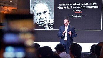 Liderazgo personal, empresarial y social: