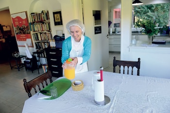 Más de 120 voluntarios ofrecen