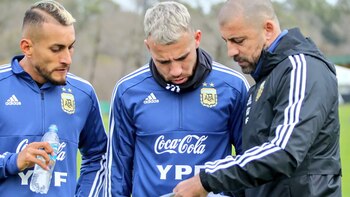 Roberto Pereyra y Nicolás Otamendi