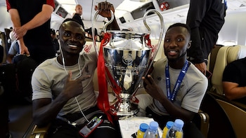 Mané y Chamberlain comparten la