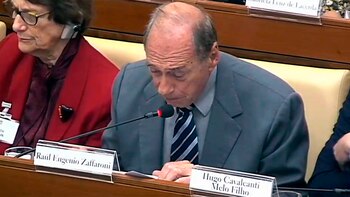 Eugenio Zaffaroni en el Vaticano