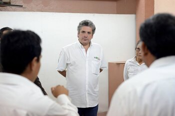 Señalamientos del exgobernador de Veracruz, Yunes Linares, acusaron a Spinoso de saquerar la entidad veracruzana junto al exmandatario estatal, Javier Duarte (Foto: Facebook Édgar Spinoso Carrera)