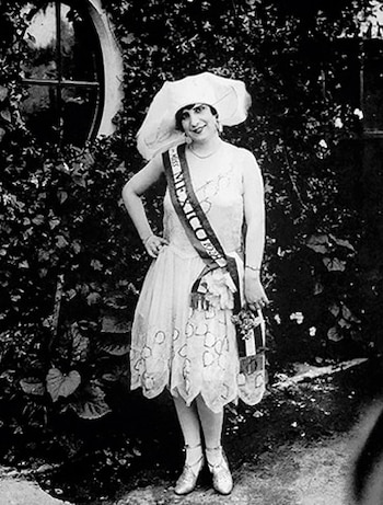 En 1928 se convirtió en