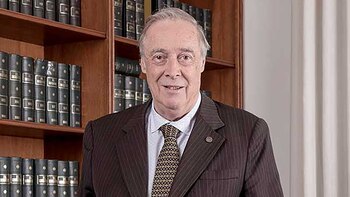 El ex juez Tomás Hutchinson