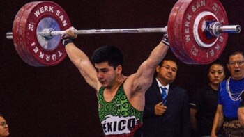 Jorge Cárdenas no tiene calzado